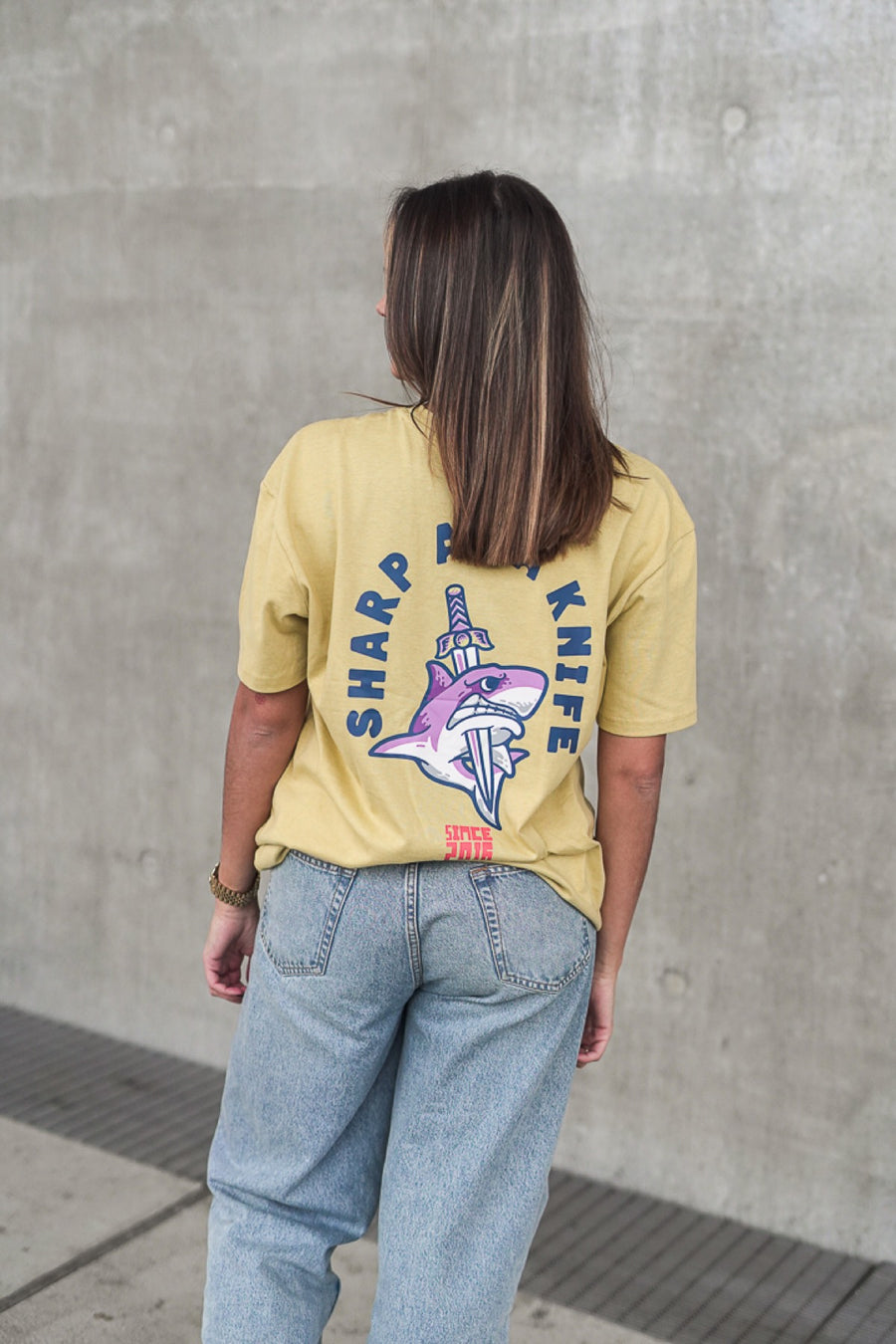 Porté — T-shirt oversize Sharp as a Knife, dos