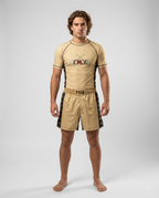 Ensemble TYCE 7 Guerriers Alexandre le Grand - rashguard et short beige - vue de face