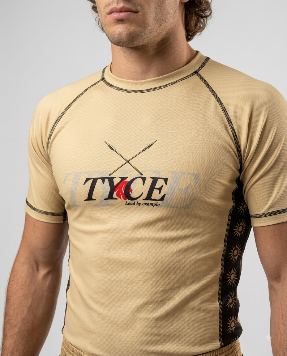 Rashguard TYCE 7 Guerriers Alexandre le Grand - beige et or - detail poitrine