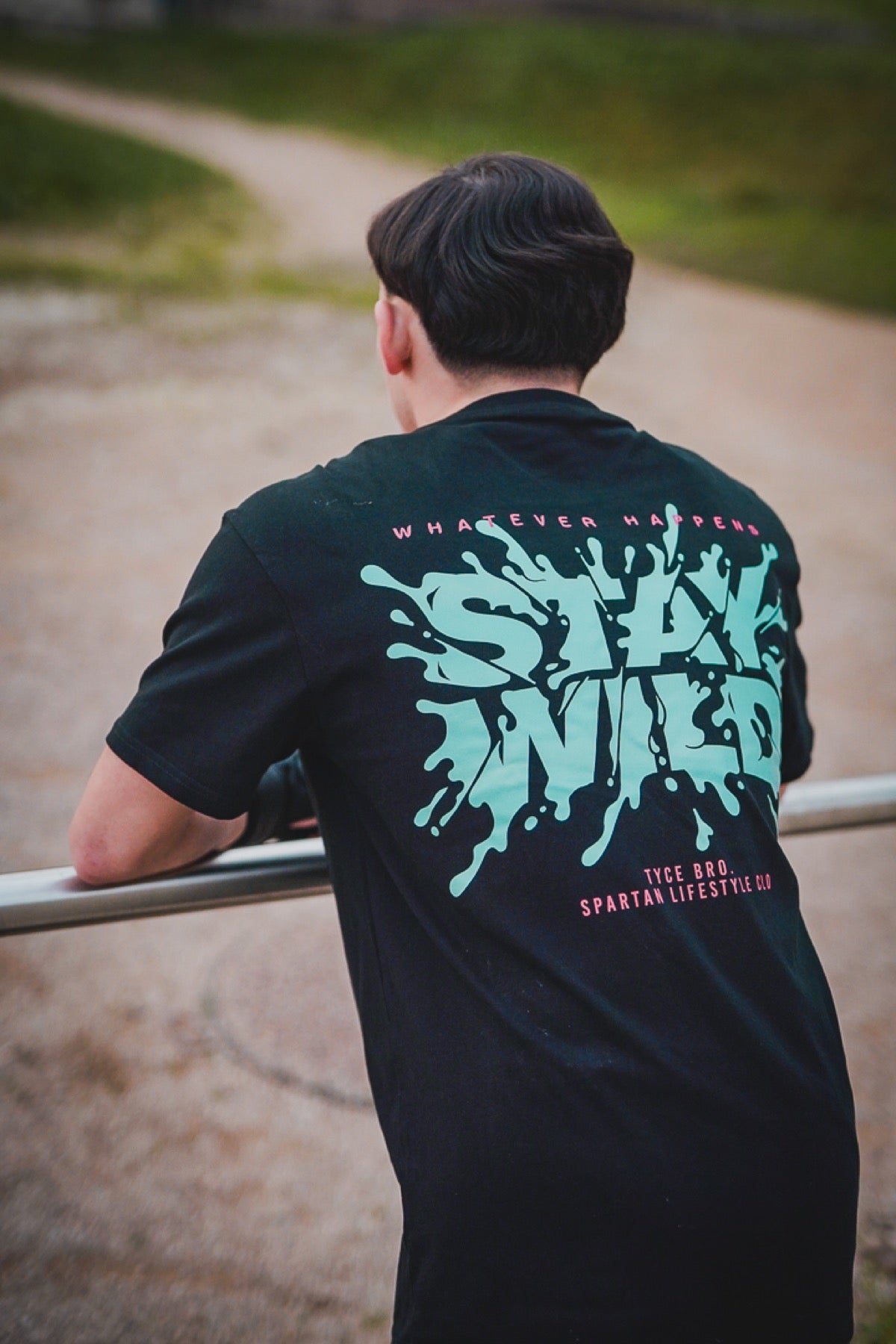 Porté — T-shirt oversize Stay Wild noir, dos